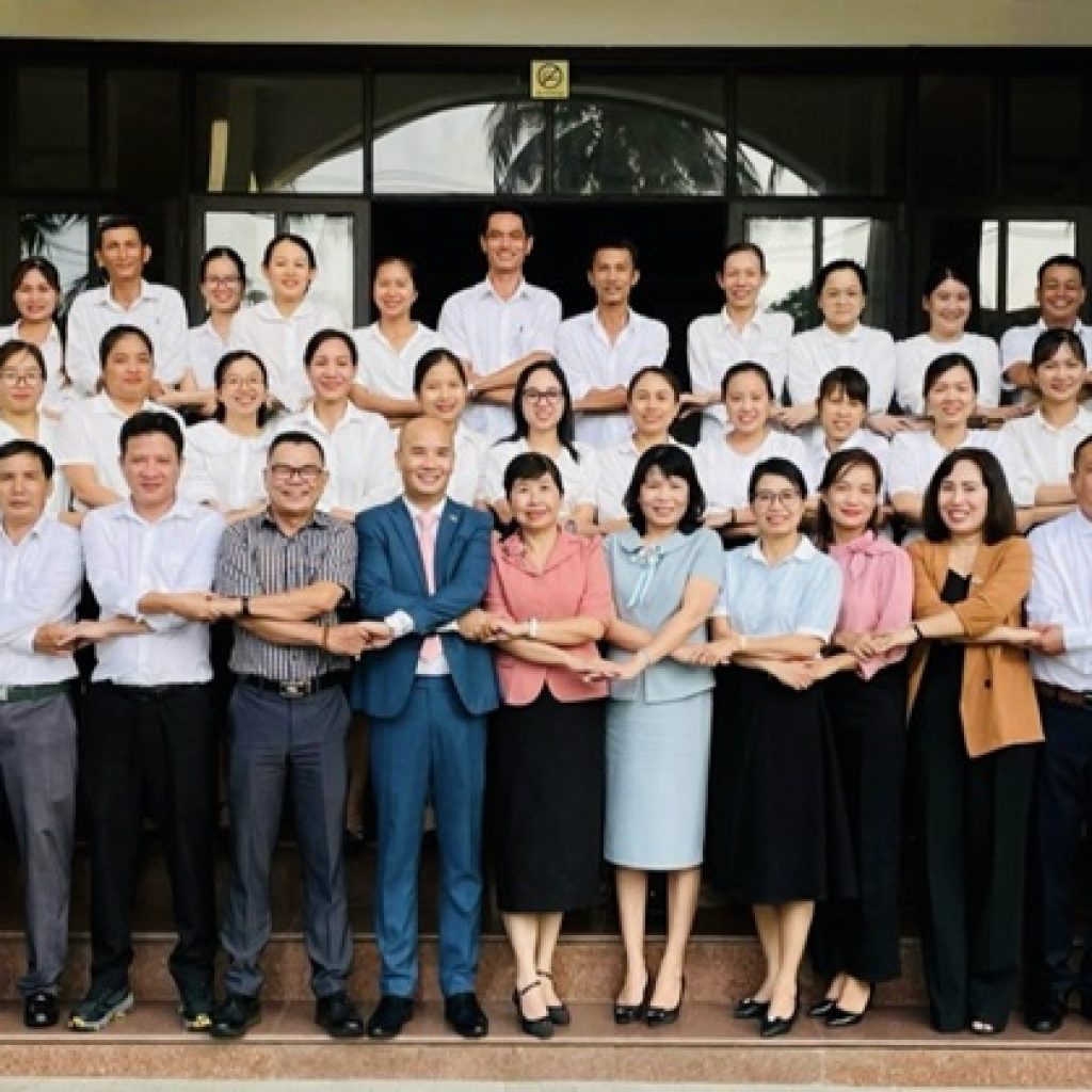 ATM cùng đối tác